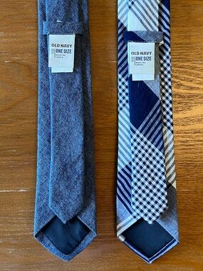 Old Navy Slim Tie Lot 2 Blue Plaid Solid Neckties Bundle Modern Skinny
